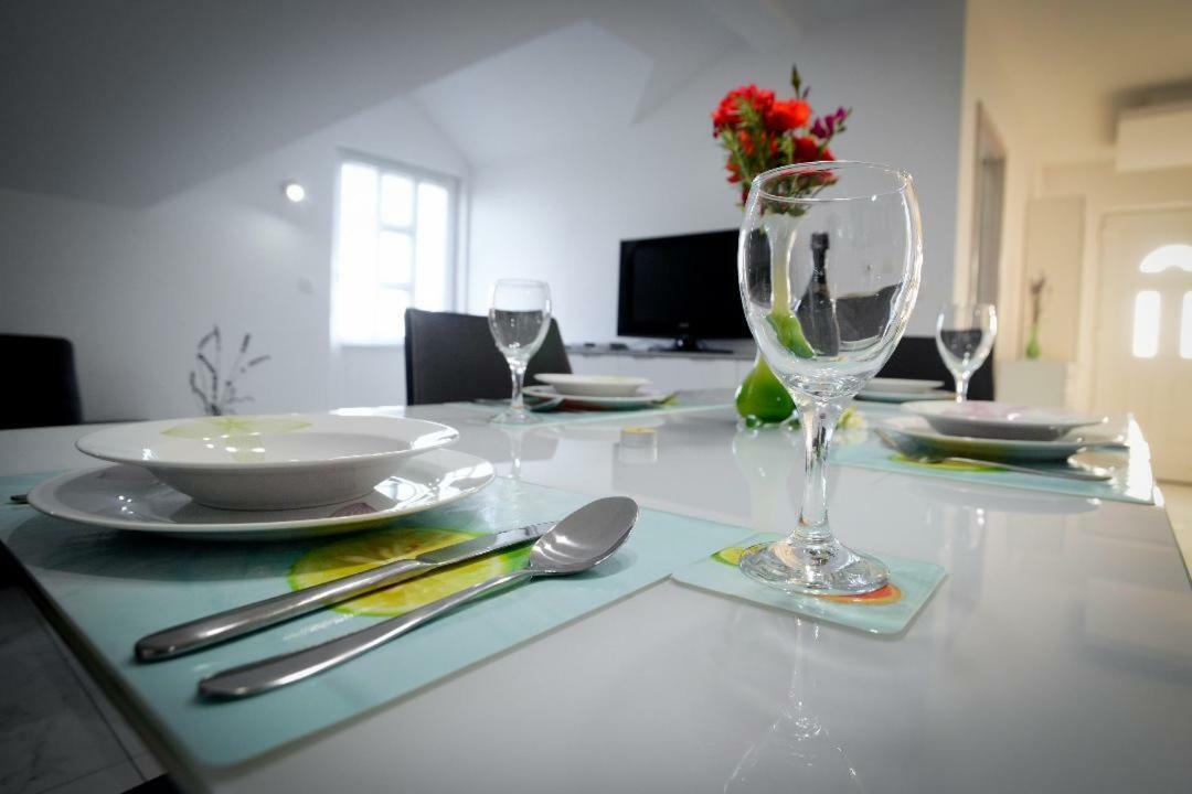 Apartment Olive Jovici  Экстерьер фото